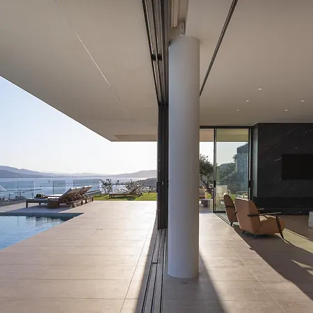 Vila Omoi Villa- Where Time Dissolves In Blue By Etouri Chania (Crete)