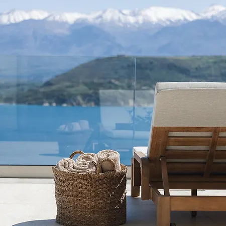 Villa Omoi Villa- Where Time Dissolves In Blue By Etouri *